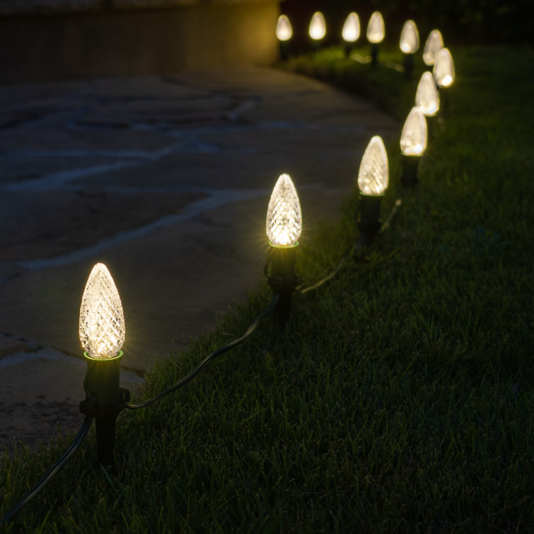Line voltage landscape lights hot sale